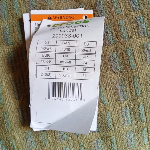 NWT Crocs Black Platform - Picture 3 of 5